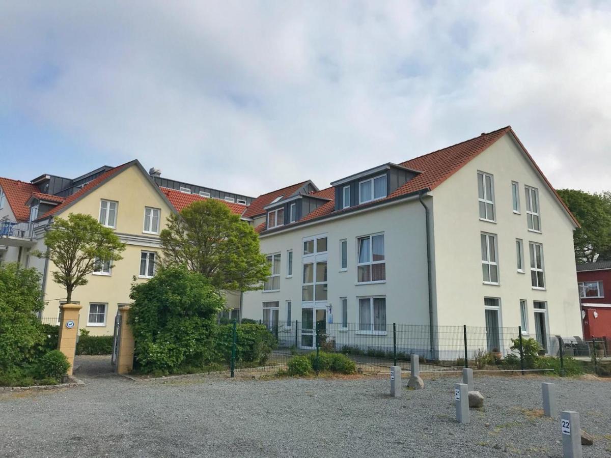 Hafenresidenz - Ferienwohnung 17 "Zugvogel" Wiek auf Ruegen Luaran gambar